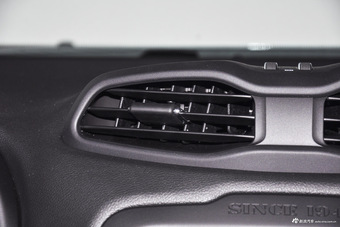 2016款自由侠1.4T自动高能版