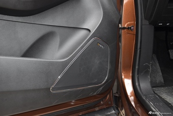 2017款宝骏560律动版1.5T手动乐享型