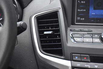 2018款东风风神AX7 1.6T自动精英型