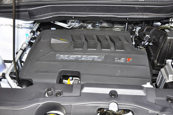 2016款哈弗H6升级版1.5T自动两驱精英型 简约白