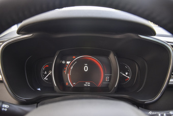 2016款科雷嘉2.0L自动两驱豪华版