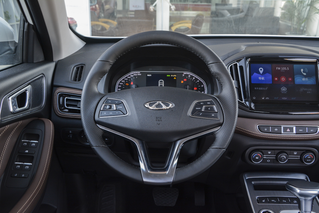 2018款瑞虎7 1.5T自动精英领先版