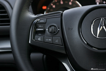 2016款讴歌CDX 1.5T自动两驱悦享版 