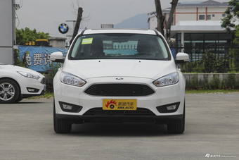 2018款福克斯两厢1.6L自动风尚型智行版