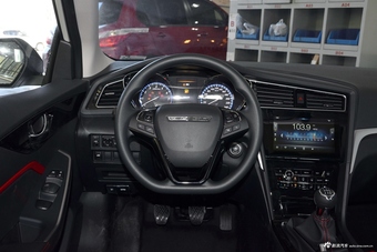 2018款启辰D60 1.6L手动智联精英版