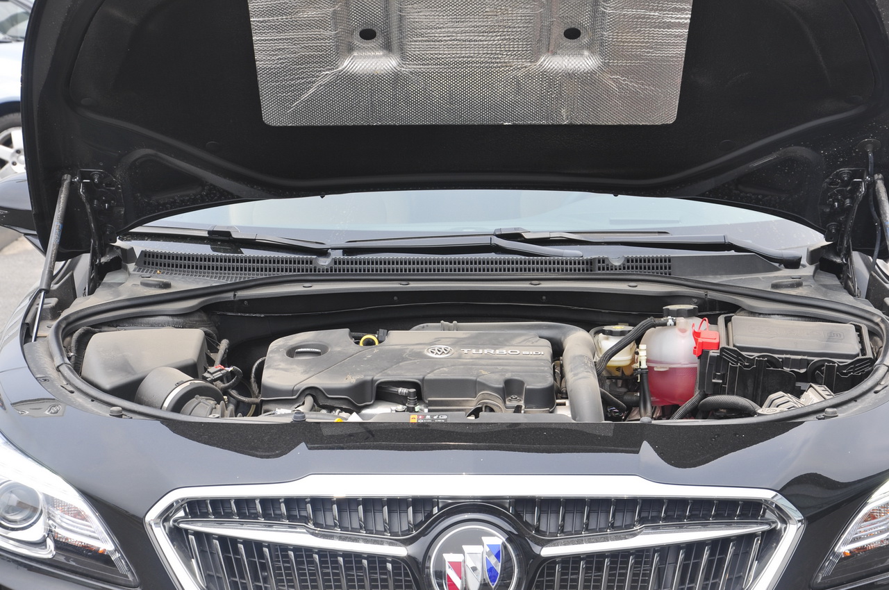 2016款君越2.0T自动豪华型28T