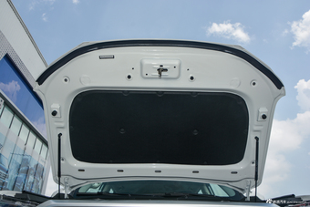 2017上汽大通D90 2.0T手动两驱火星