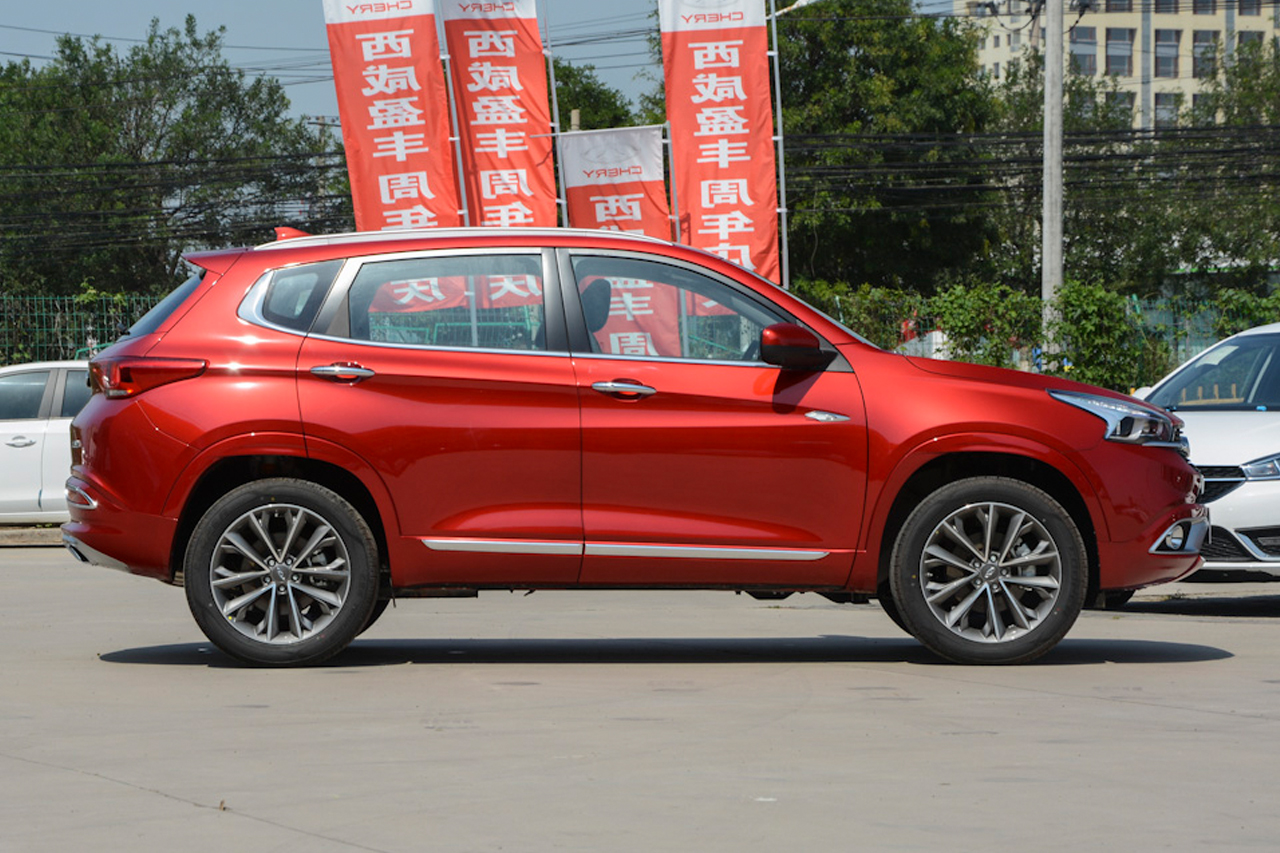 2018款瑞虎7 1.5T自动豪华版