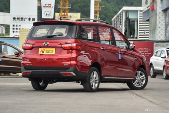 2016款北汽幻速H3F 1.5L手动豪华型7座