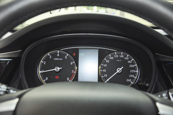 2015款思铂睿2.0L自动典藏版EXi-L