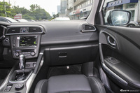 2016款科雷嘉2.0L自动两驱尊贵版