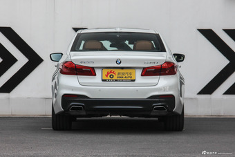 2018款宝马5系2.0T自动530Li领先型 M运动套装