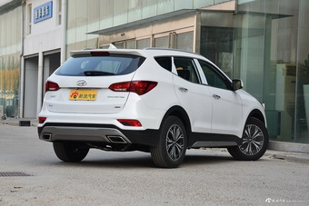 2017款现代全新胜达 2.0T 自动四驱智能型7座