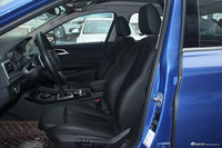 2017款宝马1系120i自动设计套装型 