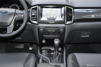 2017款撼路者2.0T自动四驱旗舰版汽油7座