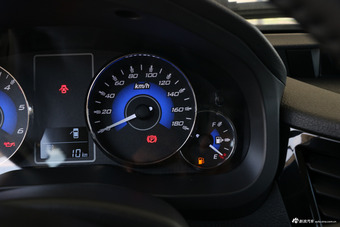 2018款中兴威虎 2.5T柴油国V两驱豪华型中双XD25T5