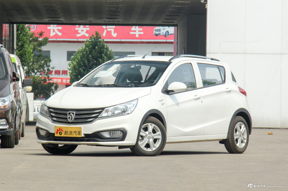 2017款宝骏310 1.5L手动舒适型