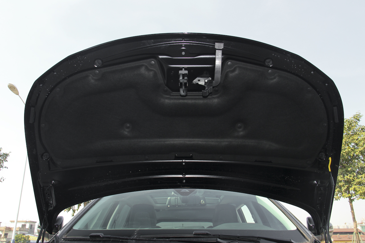 2017款标致5008 1.6T自动350THP精英版7座