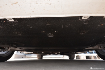 2017款奥迪A4L Plus 2.0T自动40TFSI风尚型