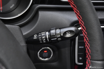 2017款骏派D60 1.8L自动尊贵型 