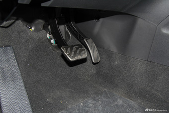 2018款荣威RX5 2.0T 30T自动两驱互联网智享版