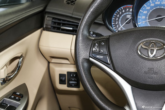 2014款YARiS L 致炫1.5L自动锐动版