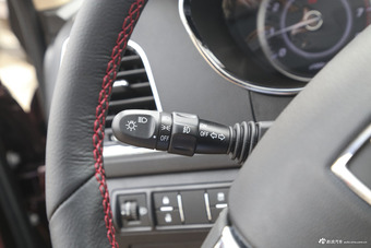 2016款 宝骏560 1.5T手动豪华型