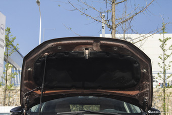 DS 6 2014款 1.6T 尊享版THP200