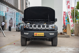 2016款北京BJ40L 2.0T手动四驱尊贵版图片
