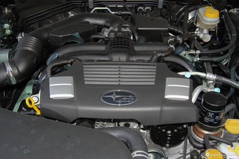 2018款森林人2.5i自动豪华导航版EyeSight