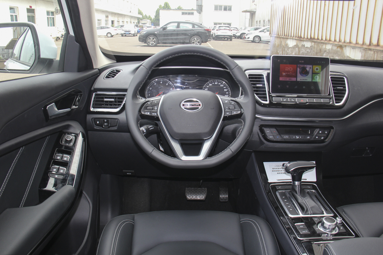 2018款森雅R9 1.2T自动尊贵智悦型