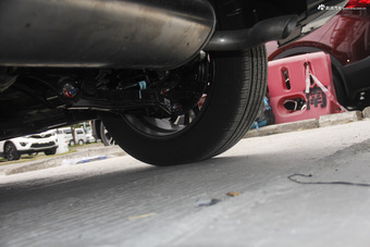 2016款东南DX3 1.5L手动劲彩版