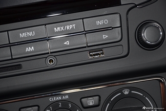 2017款桑塔纳浩纳1.6L自动风尚版