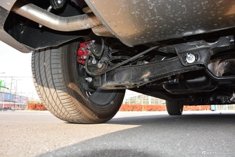 2018款名爵HS 2.0T自动四驱30T Trophy荷尔蒙超燃版