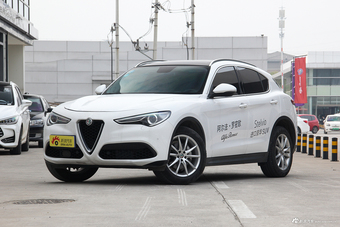 2017款Stelvio 2.0T 200HP自动豪华版