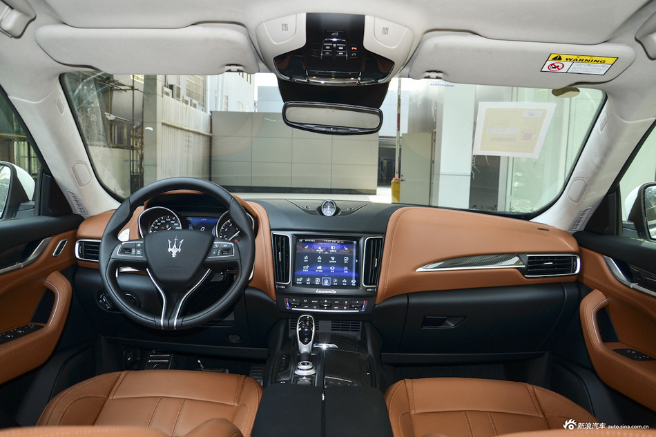 2018款Levante 3.0T自动350Hp 运动版（暂无参数）
