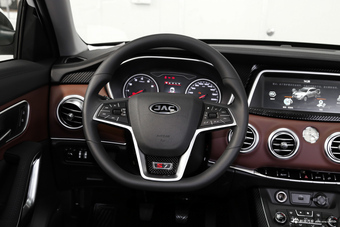 2017款瑞风S7 2.0T手动舒适型