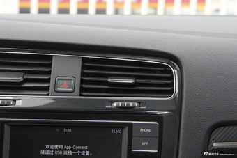 2018款高尔夫1.4T自动豪华型230TSI