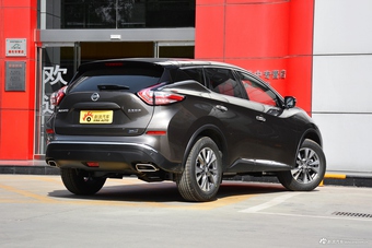 2017款楼兰2.5L自动XL两驱智尚版