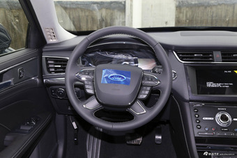 2017款金牛座2.0T自动豪华型EcoBoost 245