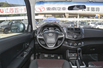 2016款骐铃T7 2.8T手动四驱舒适版加长轴距JE493ZLQ4CB