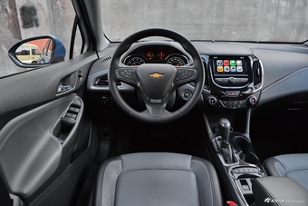 2018款科鲁兹两厢1.4T 双离合领锋版330T