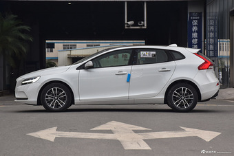 2017款沃尔沃V40 1.5T自动T3 智逸版