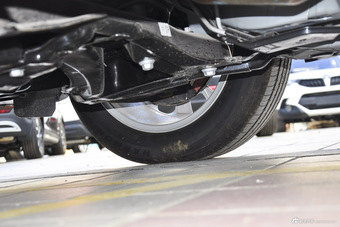 2016款中华V3 1.5L自动舒适型