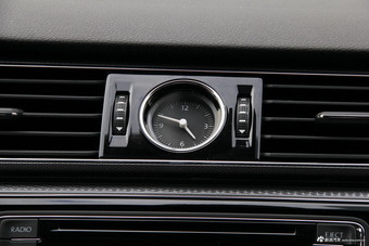 2017款帕萨特1.8T自动御尊版330TSI DSG