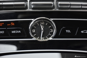 2018款奔驰E级改款3.0T自动 320 L 4MATIC