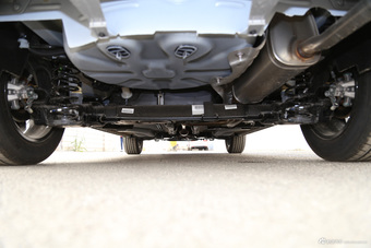 2017款雪铁龙C3-XR 1.6L自动先锋型