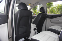 2016款风行S500 1.5L手动舒适型 闪耀金