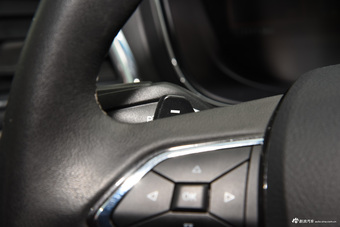 2015款金牛座2.0T自动时尚型 铂钻白