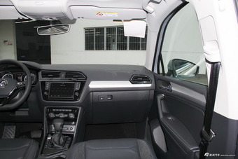 2018款途观L 2.0T自动四驱豪华版380TSI